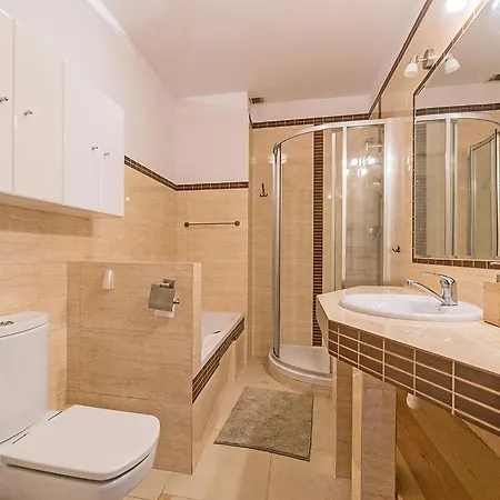아파트 3citygo Apartament Legionow 100a M26 *